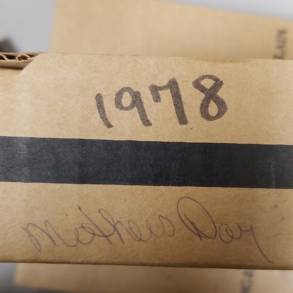 Bing & Grondahl 1978 mothers day decorative plate - Picture 4 of 4